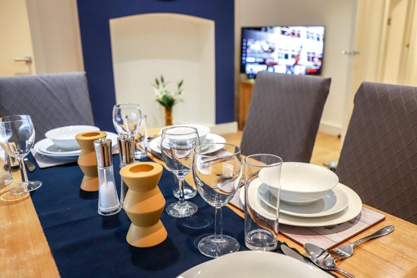 New- Modern 2Br Apt Wifi Sleep5 City Centre Sheffield Ngoại thất bức ảnh