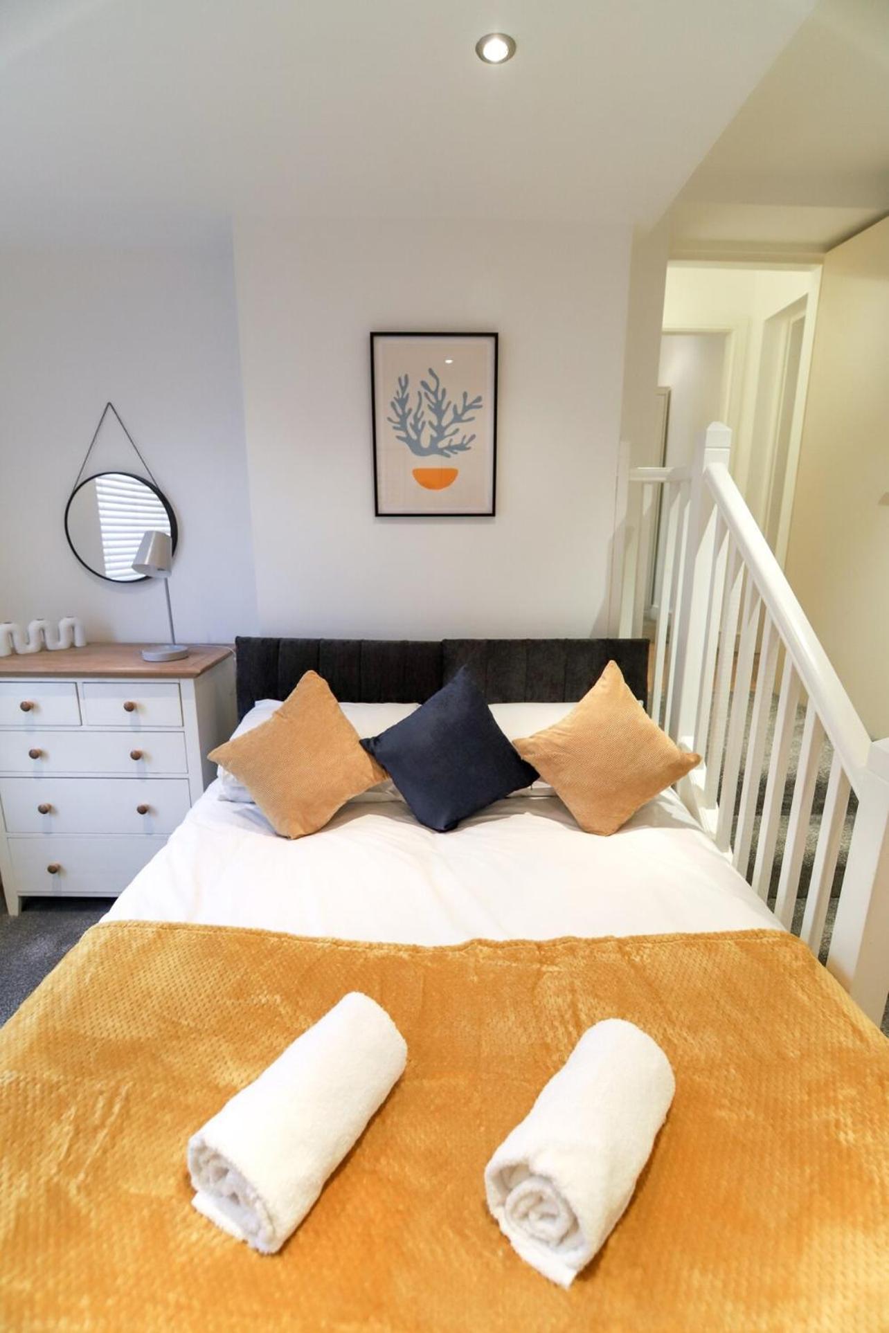 New- Modern 2Br Apt Wifi Sleep5 City Centre Sheffield Ngoại thất bức ảnh